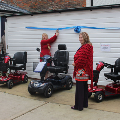 Mayor of Colchester cuts ribbon at mobility event